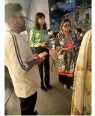 Brand promoter engaging consumers at a HORECA venue